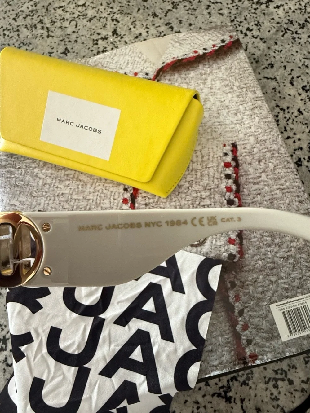 Marc Jacobs Bone White & Gold Oversized Sunglasses – New Without Tags